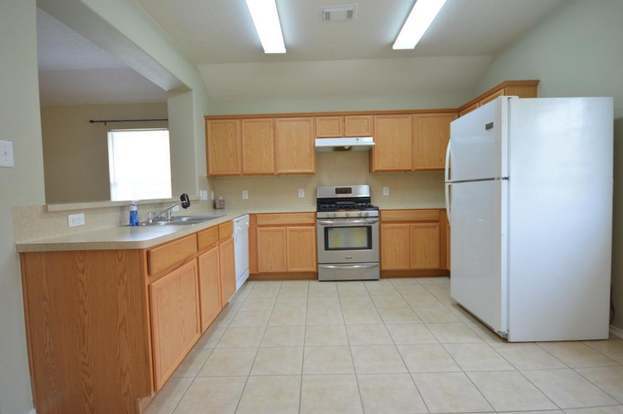 Building Photo - 8707 Farm Ridge Ln