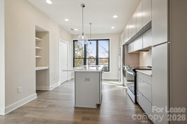 Building Photo - 4528 Radler Ct