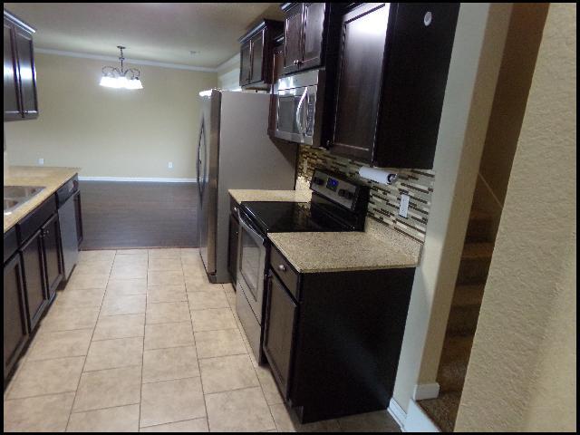 Building Photo - 5532 Trammel Estates Dr