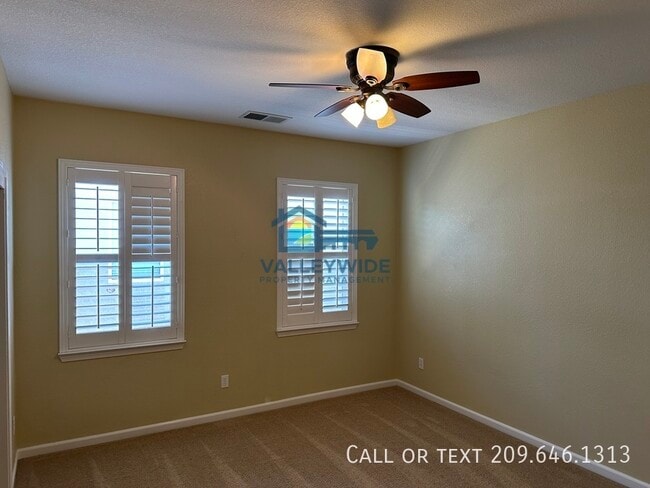 Building Photo - 2704 Acapulco Way