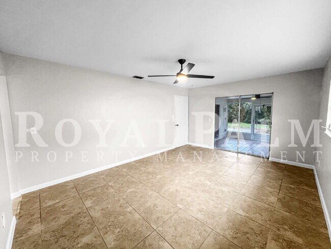 Building Photo - 3 Bed | 2 Bath Home on SE 46th Terrace – Space to Live, Room to Breathe Limited-time offer: $300 ...