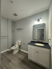Building Photo - 776 Baconsfield Dr