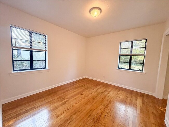 Building Photo - 2361 S Salvia St