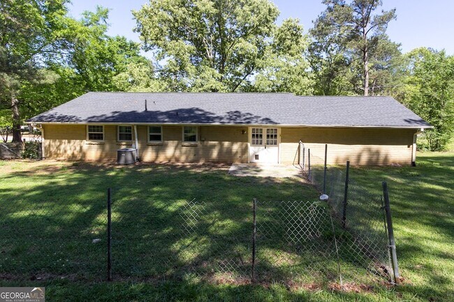 Building Photo - 3720 Sunny Hill Dr