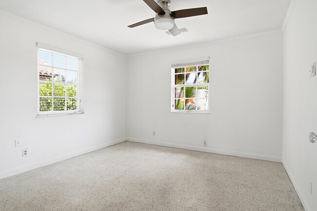 Building Photo - 205 Rutland Blvd