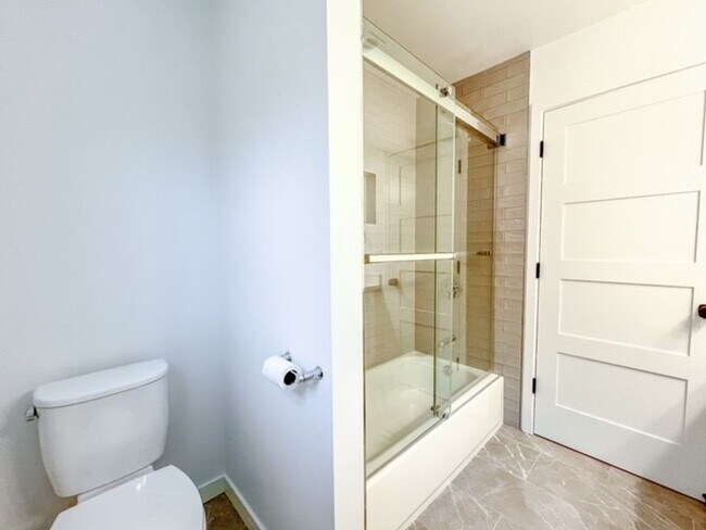Building Photo - Beautifully Remodeled Three Bedroom Home