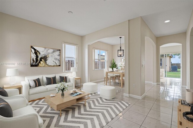 Building Photo - 1924 SE 17th Ct