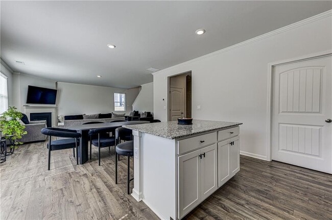 Building Photo - 3154 Ellenton Dr