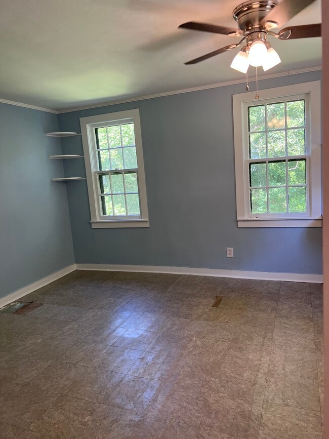 Building Photo - 1418 30th Ave