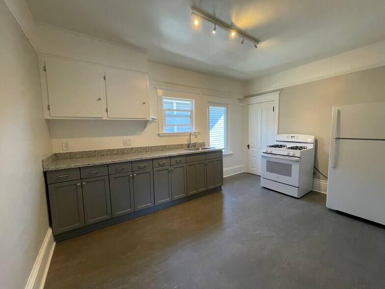 Primary Photo - 3110 California St