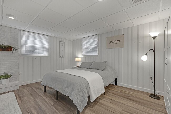 Building Photo - 2151 Thoroughbred Ln