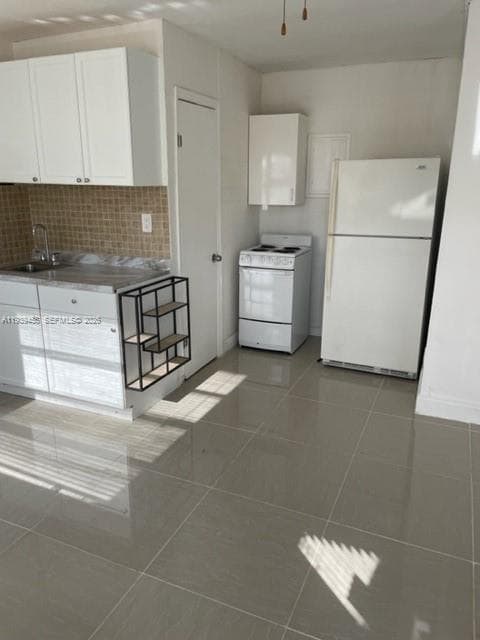 Building Photo - 5411 Ravenswood Rd