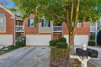 Building Photo - 2088 Manhattan Pkwy