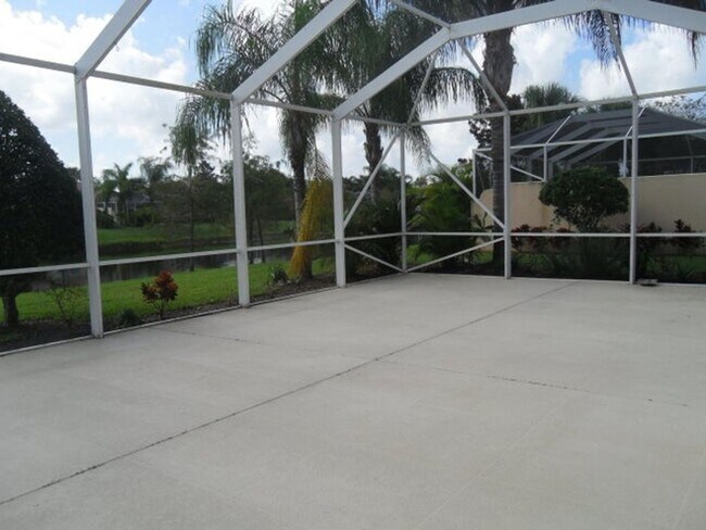 Building Photo - 8158 Rosalie Ln