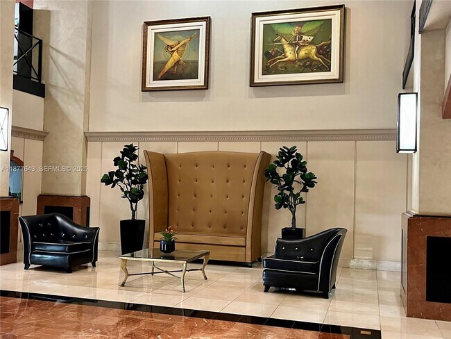 Building Photo - 555 NE 15th St