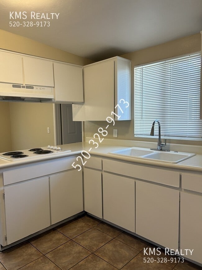 Building Photo - 7634 E Jalapa Pl