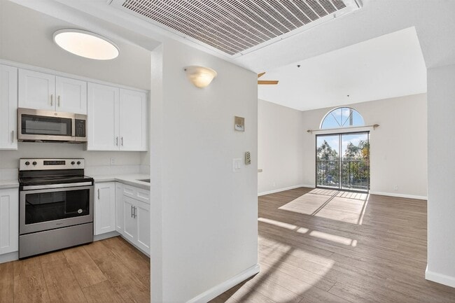 Building Photo - 3980 Faircross Pl