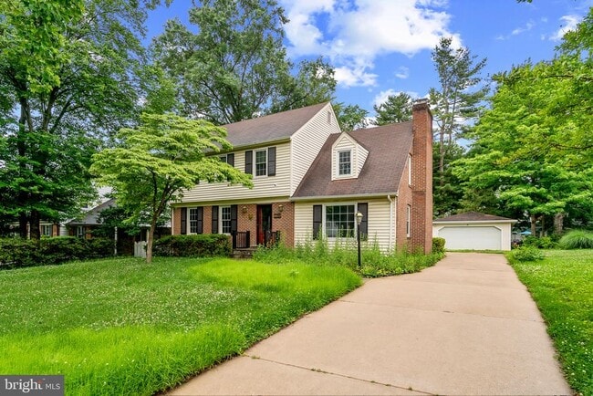 Building Photo - 16632 S Westland Dr