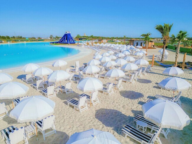 Building Photo - Elevated Living in Sundera at River Ranch | 4 Weeks Free