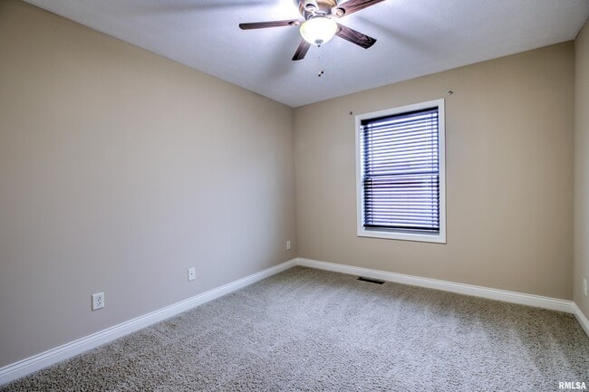 Building Photo - 2708 W Sesame St