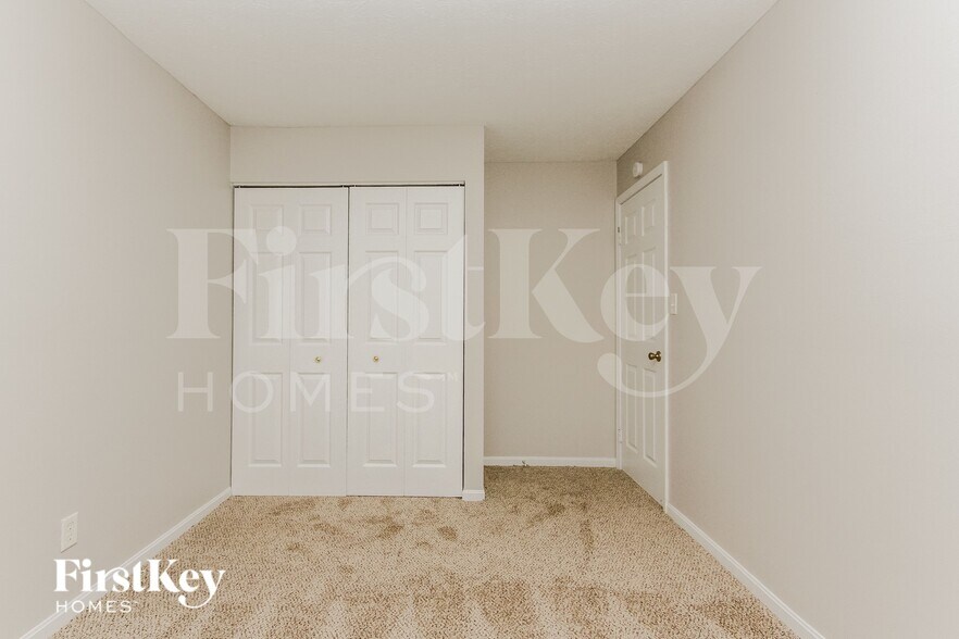 Building Photo - 5357 Traditions Dr