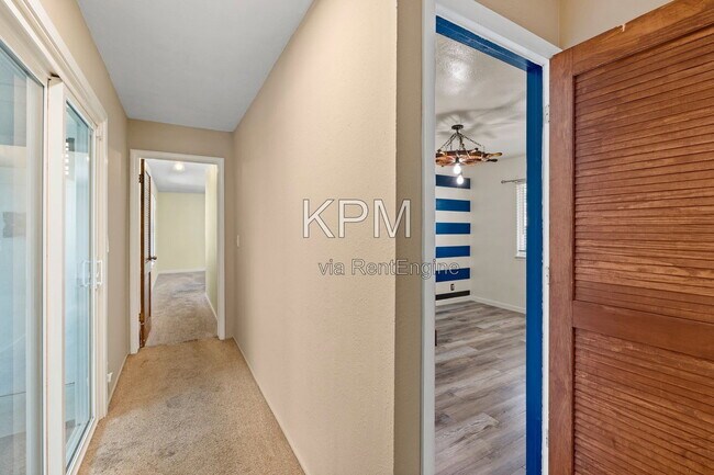 Building Photo - 2155 Portola Ave