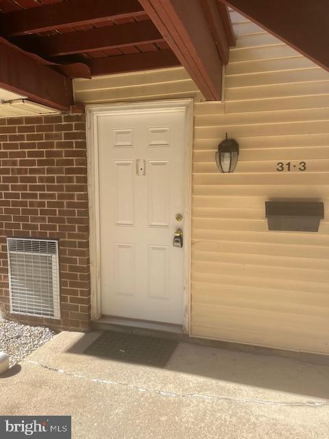 Building Photo - 31 Florence Tollgate