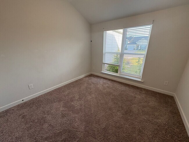 Building Photo - 3627 Finley Ct