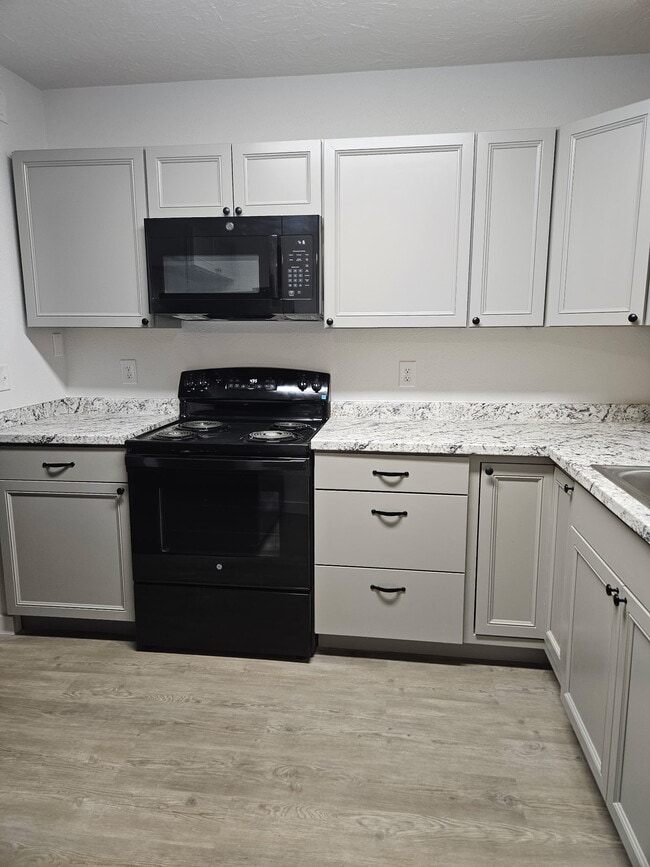 Building Photo - 291 Jefferson St