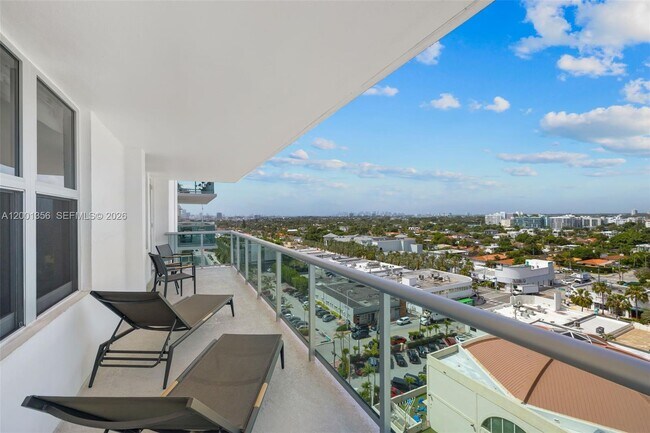 Building Photo - 9511 Collins Ave