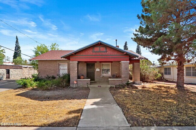 Building Photo - 2709 N Florence St