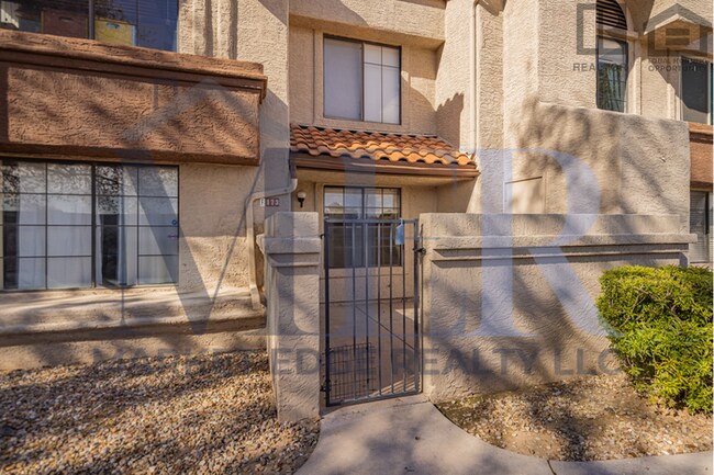 Building Photo - 2Bed/2Bath Home at Alma School/Southern! $...