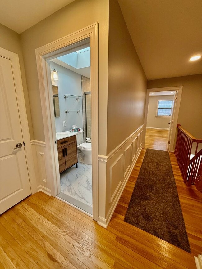 Building Photo - RARELY Offered completely RENOVATED PACKER PARK 3 Bedroom/2.5 Bath HOME w/ Central AC-HARDWOOD Fl...