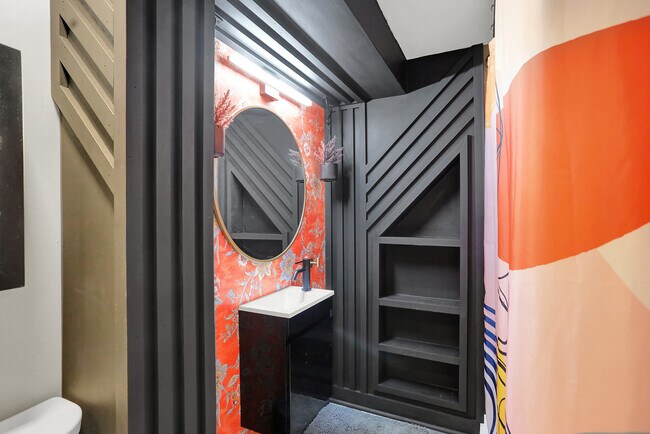 Building Photo - 233 W Westfield Blvd