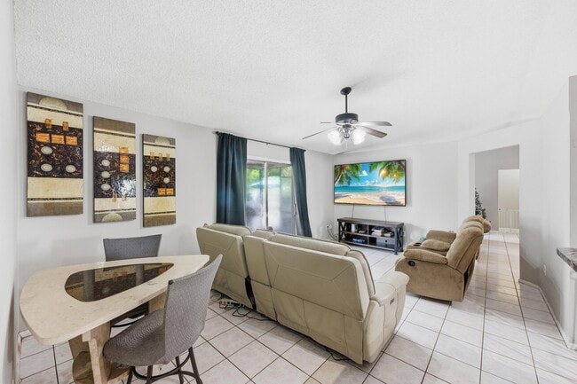 Building Photo - 1258 SW Cynthia St