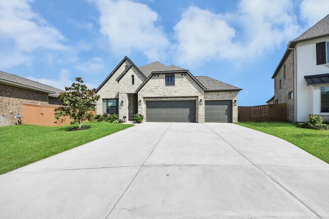 Building Photo - 2995 Tantara Dr