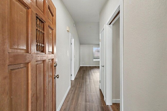 Building Photo - 9123 Wendy Dr SE
