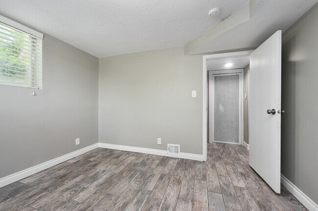 Building Photo - 1408 Binford St