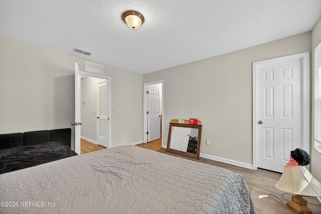 Building Photo - 756 Talking Tree Dr