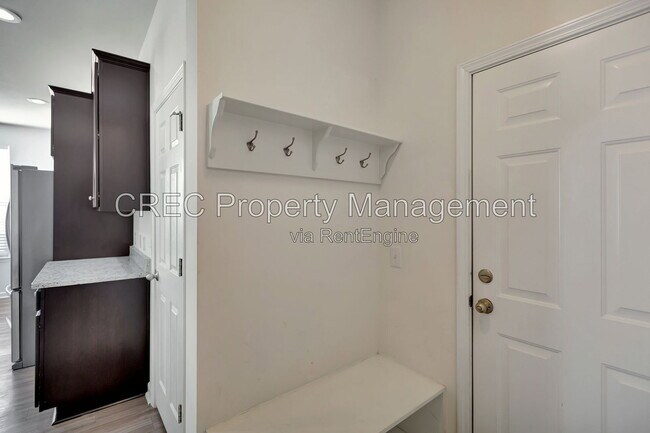 Building Photo - 1689 Eider Down Dr