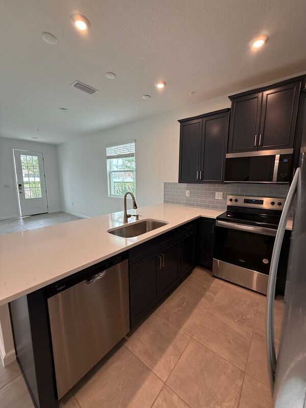 Building Photo - 4196 Sadler Rd