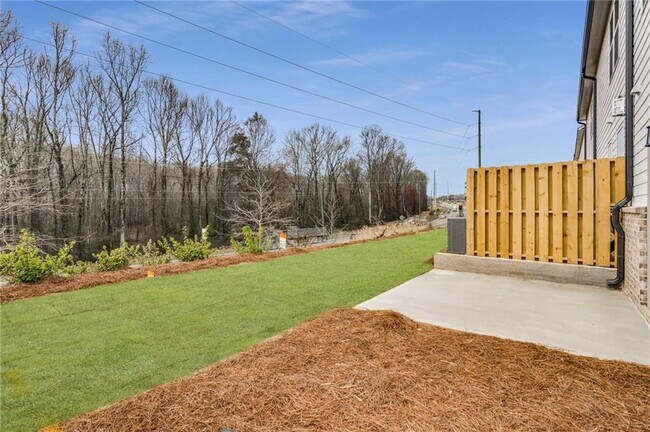 Building Photo - 5820 Flint Ln