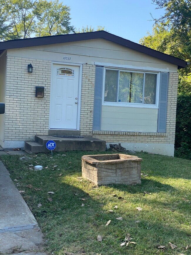 Primary Photo - 10033 Baron Dr