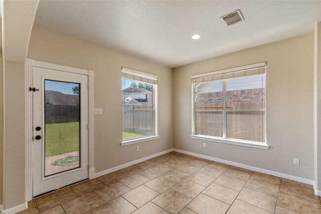 Building Photo - 24822 Dutton Point Dr