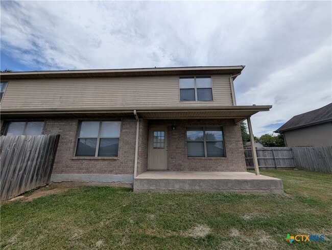 Building Photo - 3014 Green Mountain Dr