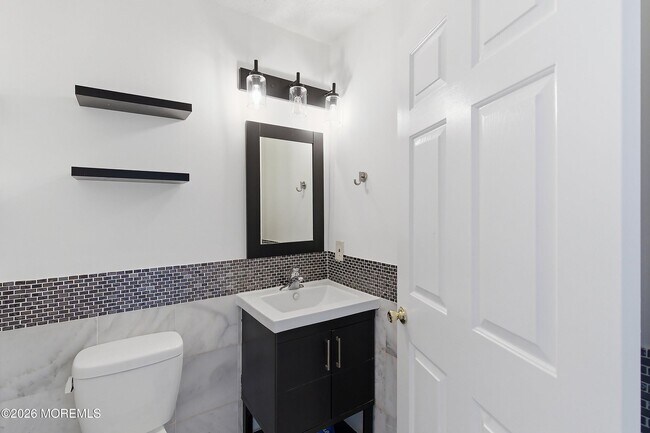 Building Photo - 44 Kingfisher Ct