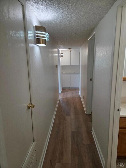 Building Photo - 764 Pope Dr