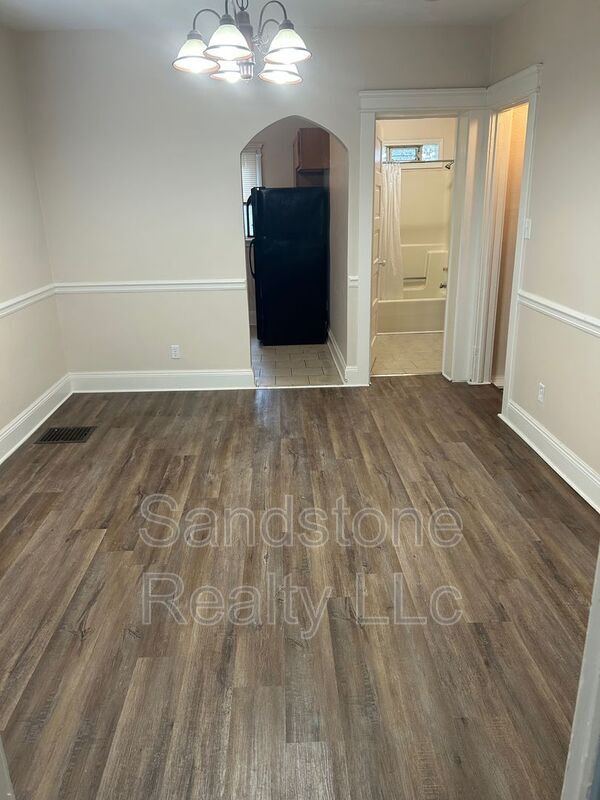 Building Photo - 16775 Libby Rd