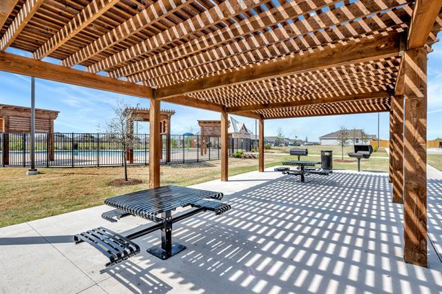 Building Photo - 2604 Starwater Dr