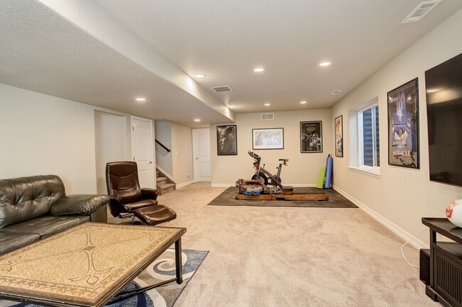 Building Photo - 4511 Longmead Dr